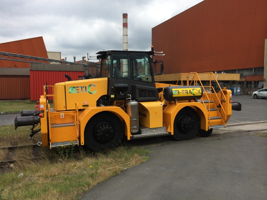 B-TRACK AS210 T24 R loc à Fonderie du Poitou Agrement RFF